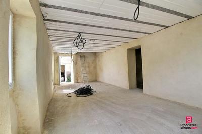 Maison - 244 m² - 9 pièces