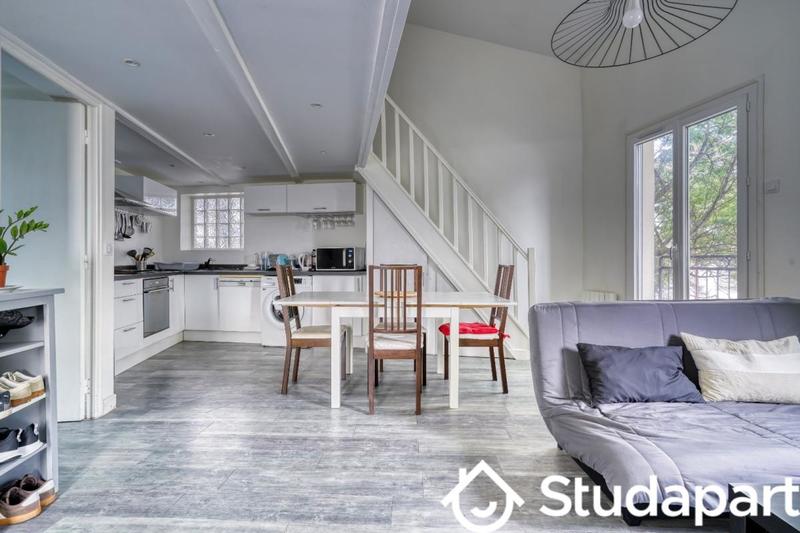 Chambre - 13 m² - 1 pièce