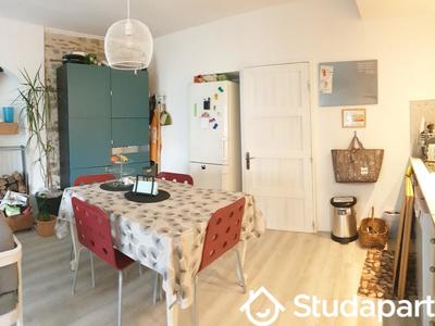 Chambre - 14 m² - 1 pièce