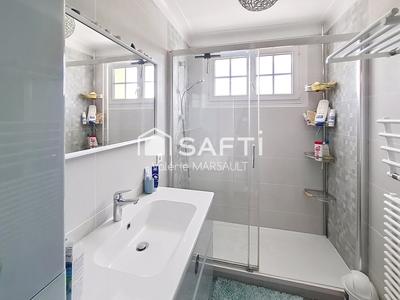 Maison - 135 m² - 6 pièces