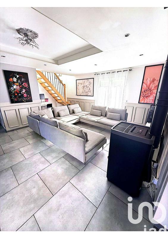 Maison - 153 m² - 5 pièces