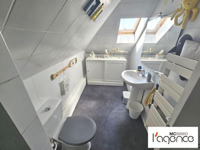 Maison - 180 m² - 7 pièces