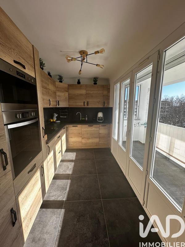 Appartement - 67 m² - 3 pièces