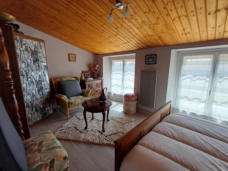 Maison - 93 m² - 5 pièces