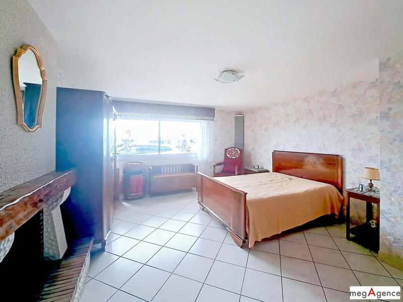 Maison traditionnelle - 135 m² - 5 pièces