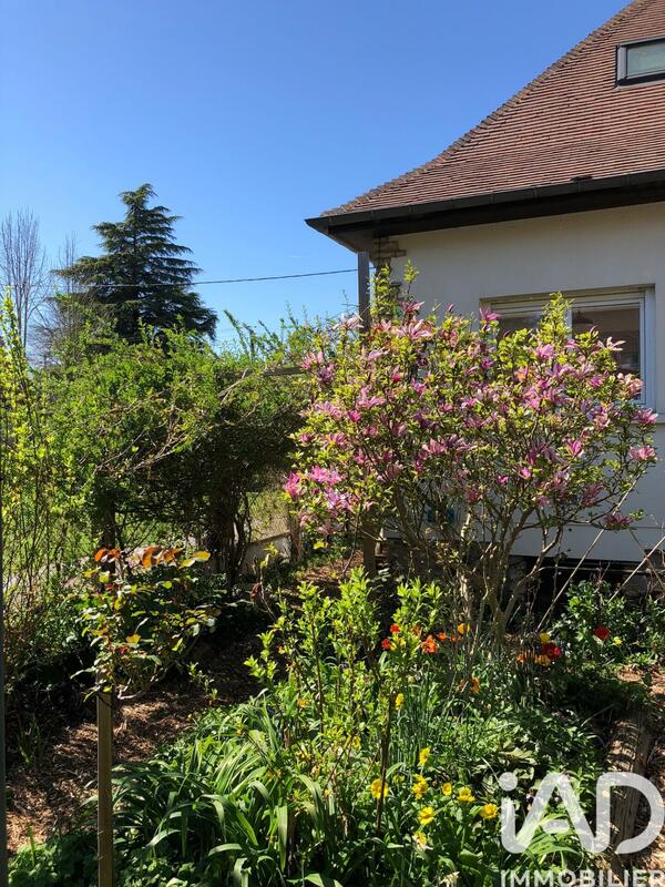 Maison - 122 m² - 6 pièces