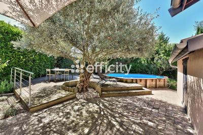 Maison - 144 m² - 6 pièces