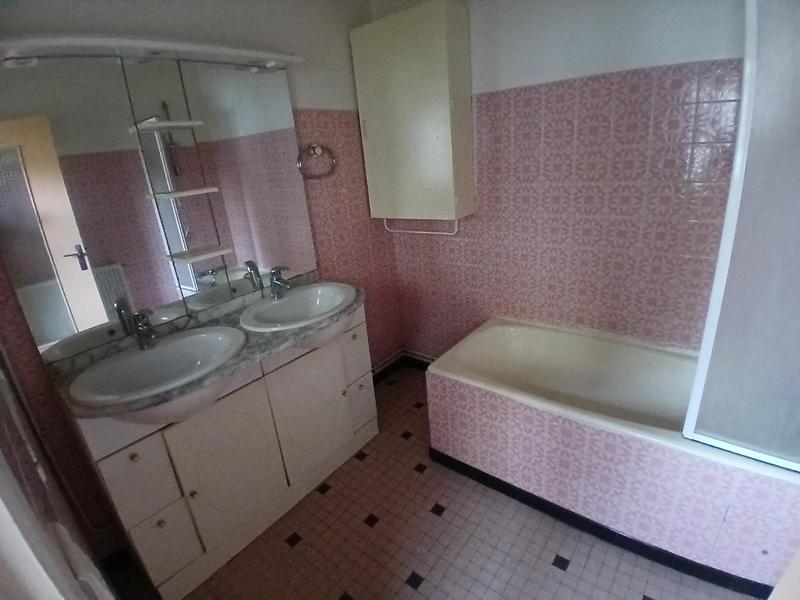 Maison - 105 m² - 7 pièces