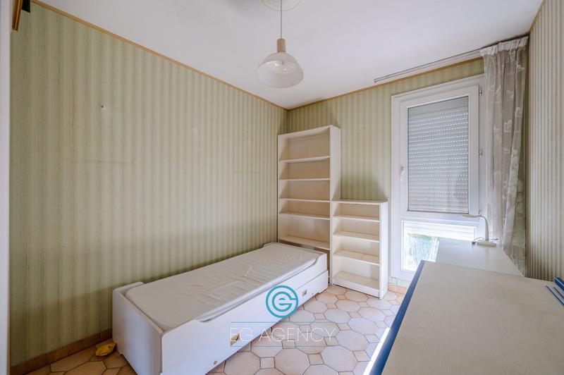 Appartement - 75 m² - 4 pièces