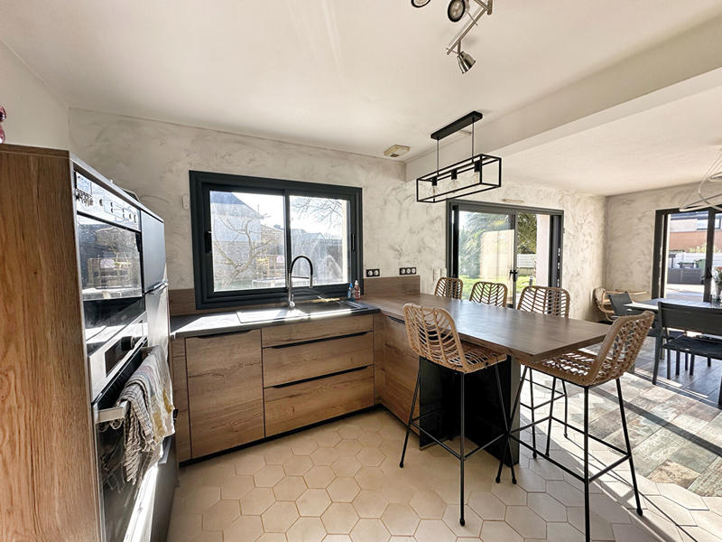 Maison - 132 m² - 8 pièces