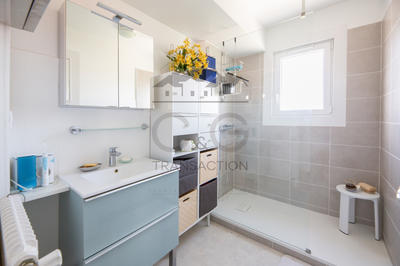 Appartement - 88 m² - 3 pièces