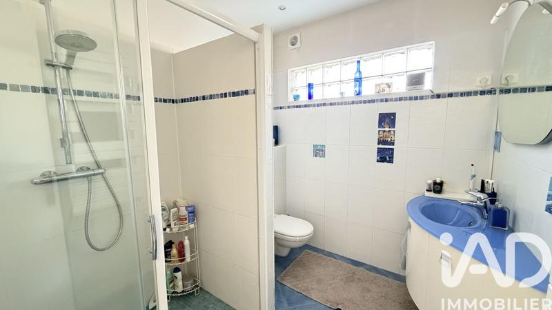 Maison - 180 m² - 9 pièces