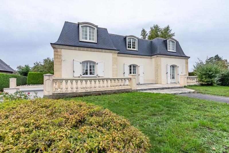 Maison - 170 m² - 4 pièces