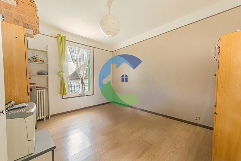 Appartement - 115 m² - 5 pièces