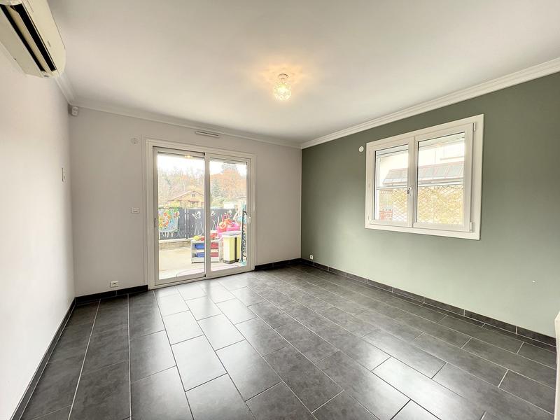 Maison - 147 m² - 6 pièces