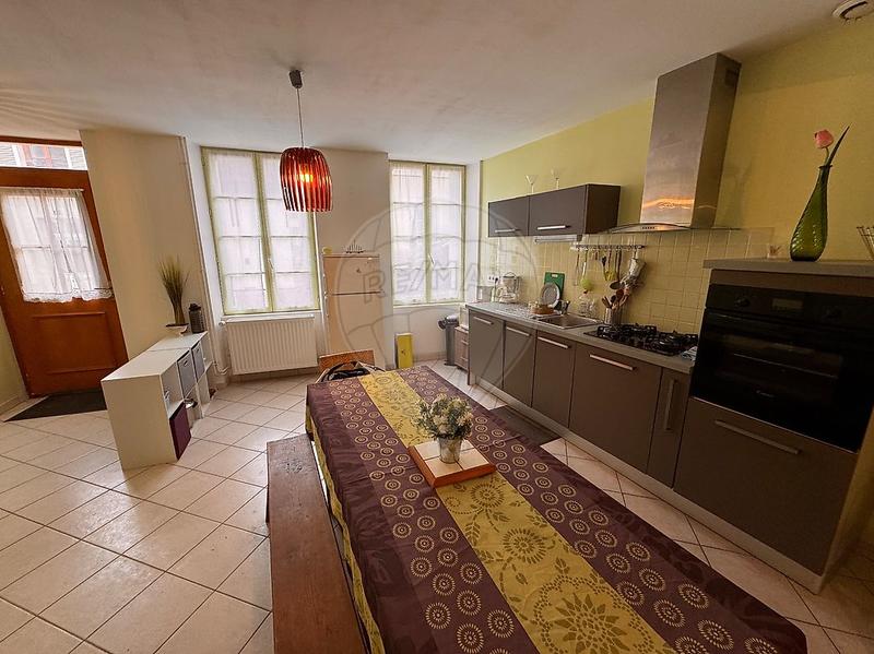 Maison - 156 m² - 6 pièces