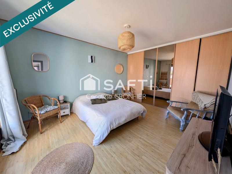 Maison - 164 m² - 9 pièces