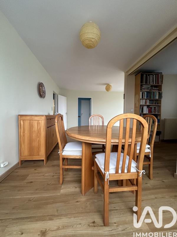 Appartement - 82 m² - 3 pièces