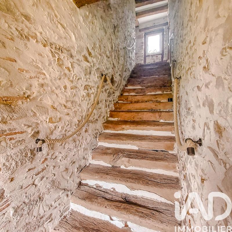 Maison - 236 m² - 10 pièces