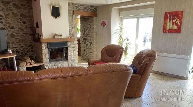 Propriété - 136 m² - 6 pièces