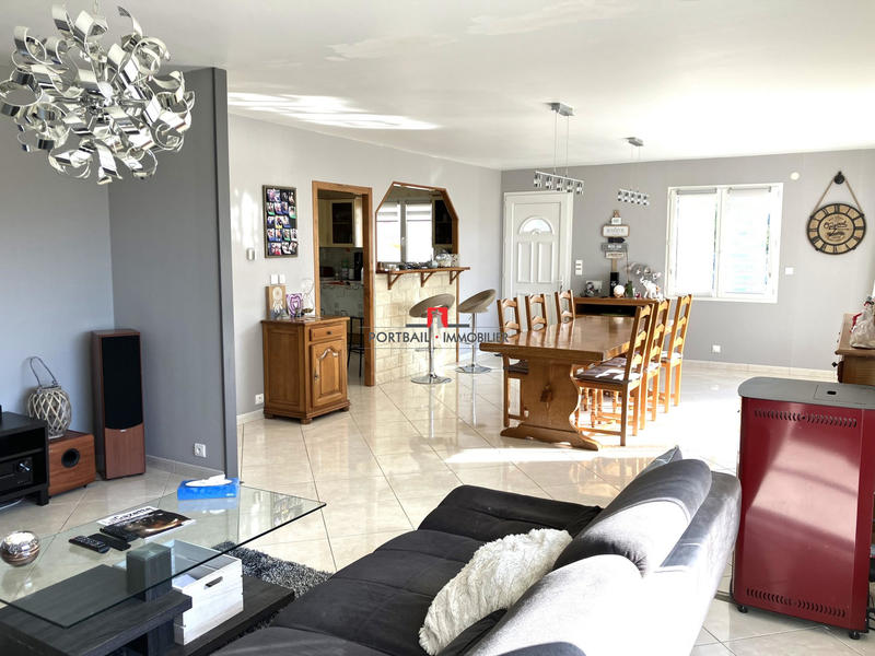 Maison contemporaine - 200 m² - 8 pièces