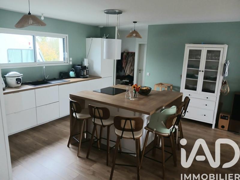 Maison - 143 m² - 6 pièces