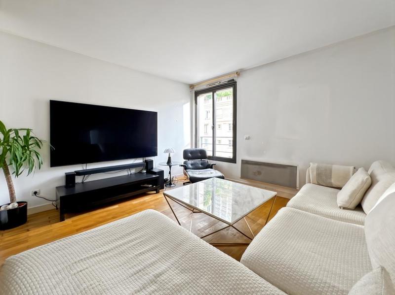 Appartement - 60 m² - 2 pièces