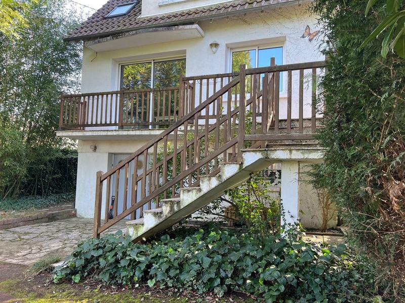 Maison - 143 m² - 7 pièces