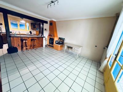 Maison traditionnelle - 110 m² - 5 pièces