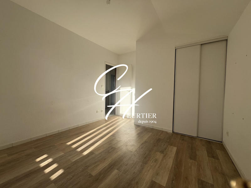 Villa - 99 m² - 5 pièces