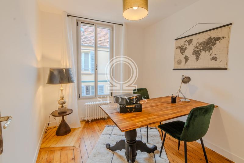 Maison ancienne - 207 m² - 6 pièces