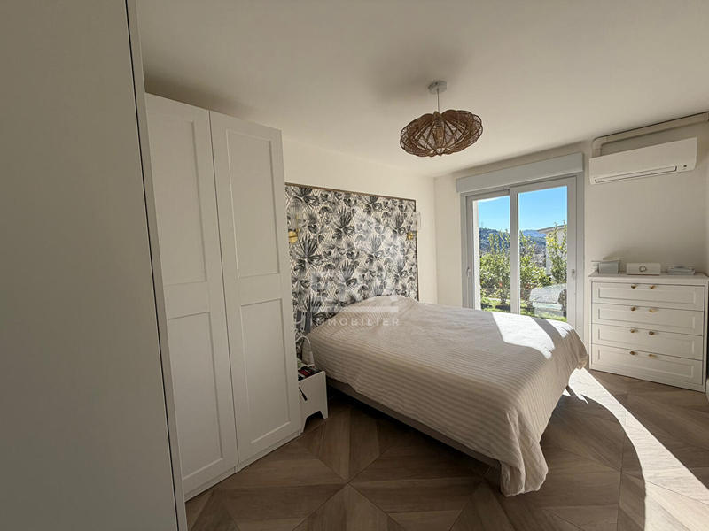 Appartement - 170 m² - 5 pièces