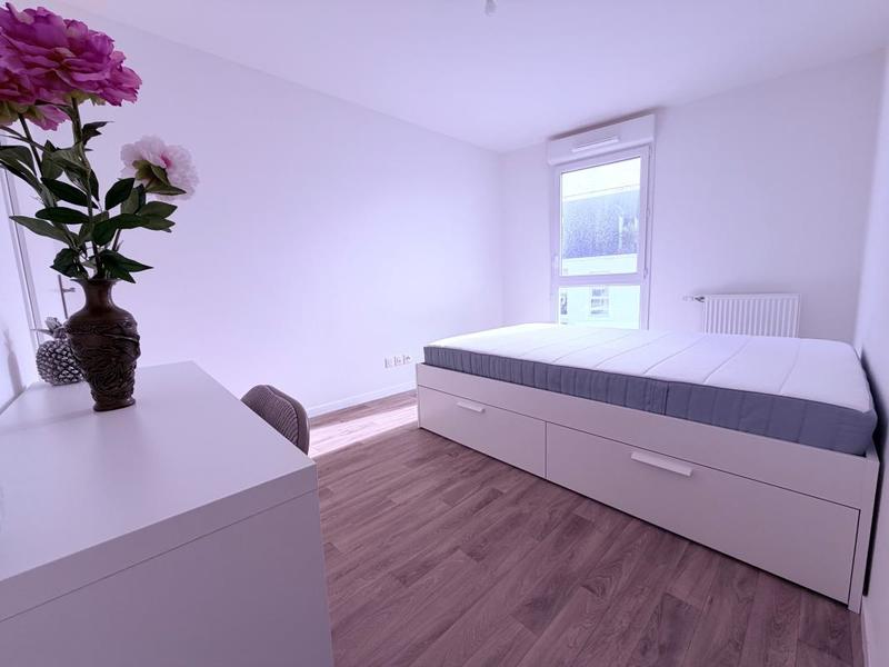 Appartement - 83 m² - 4 pièces