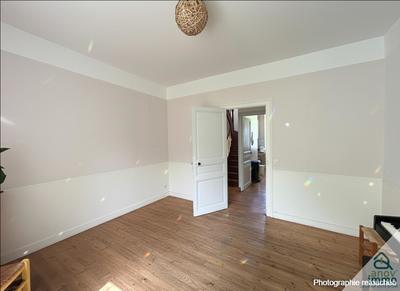 Maison de ville - 200 m² - 7 pièces