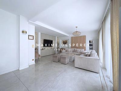 Appartement - 110 m² - 4 pièces