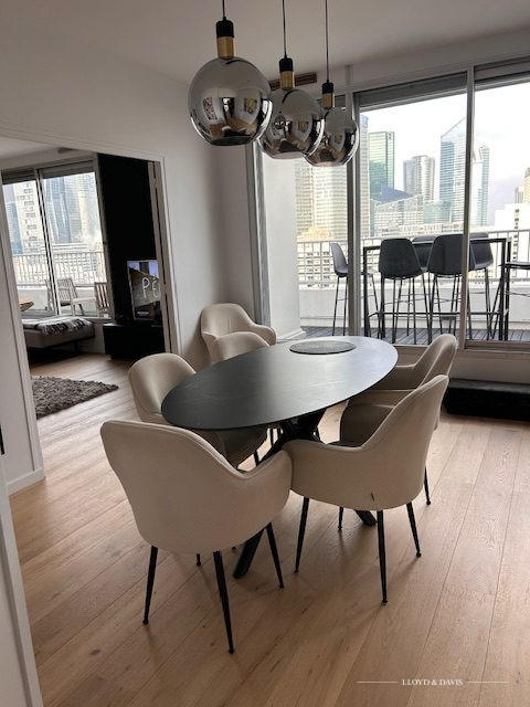 Appartement - 160 m² - 5 pièces