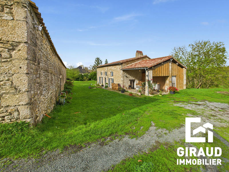 Maison ancienne - 162 m² - 5 pièces