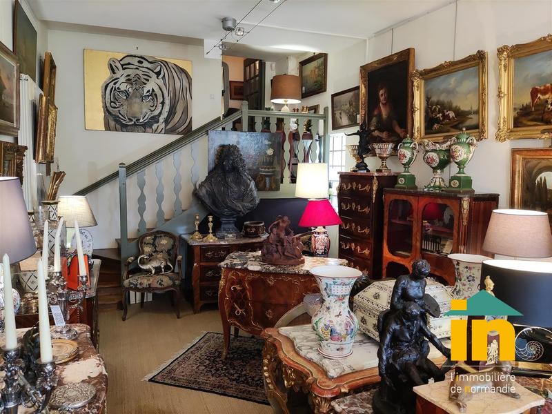 Demeure - 200 m² - 8 pièces