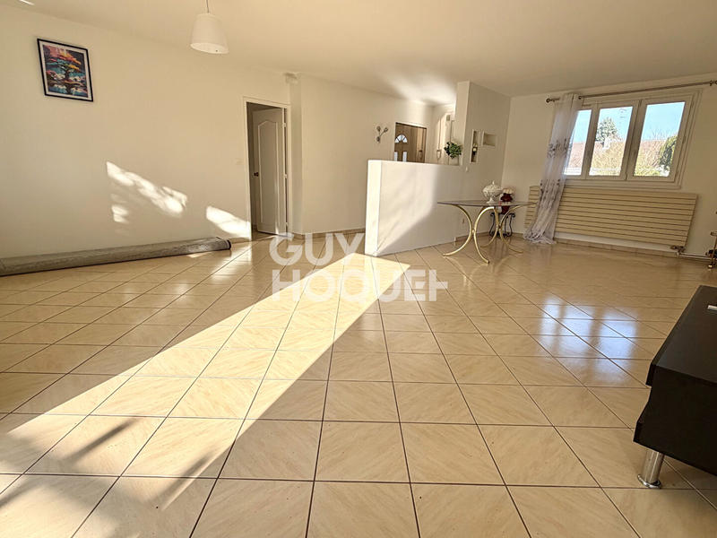 Maison - 105 m² - 5 pièces