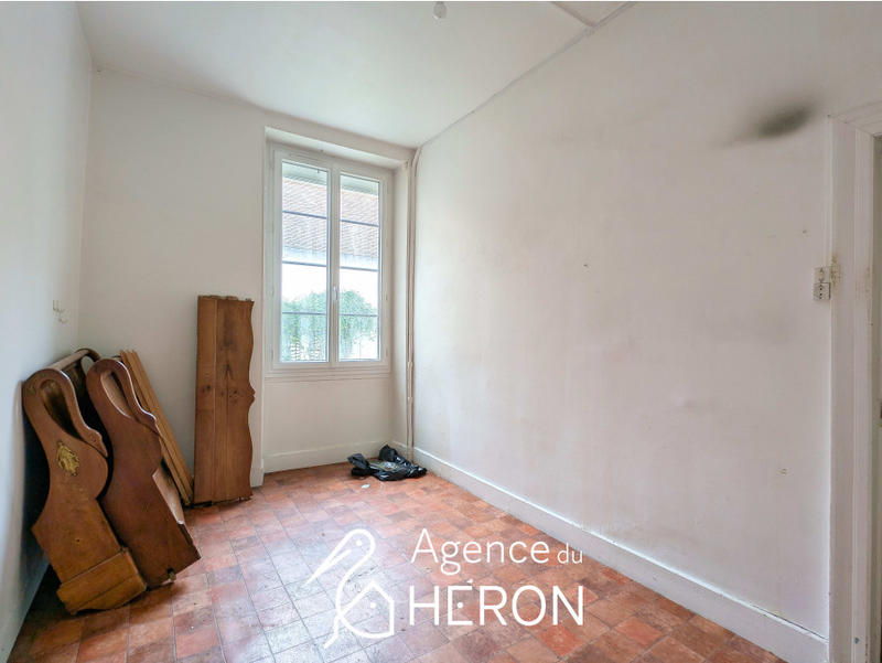 Maison - 204 m² - 8 pièces