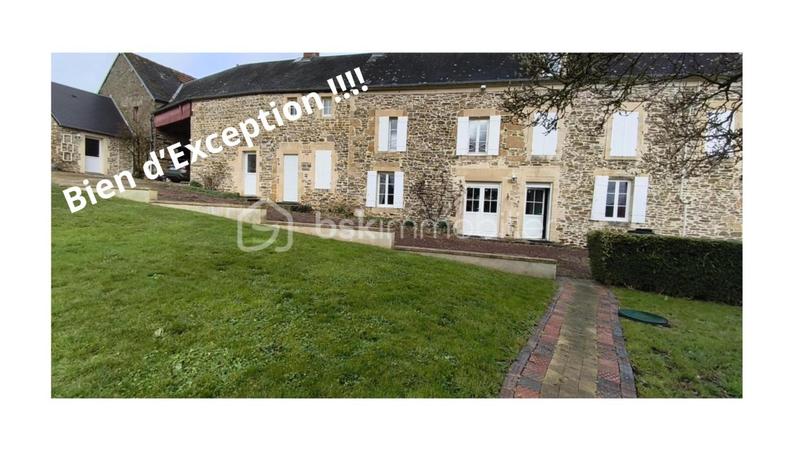 Demeure - 230 m² - 10 pièces