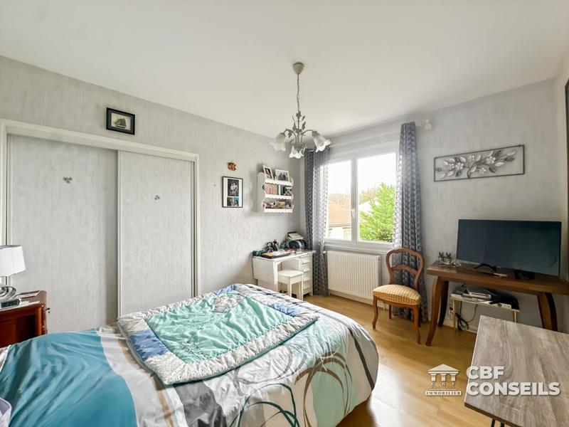 Maison - 200 m² - 6 pièces