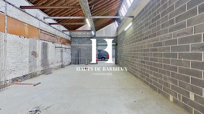 Local commercial - 126 m²