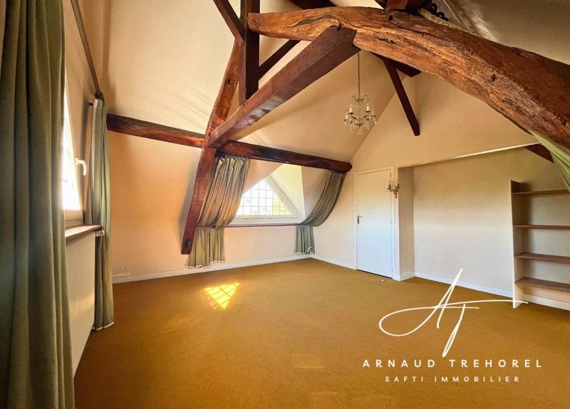 Maison - 164 m² - 8 pièces