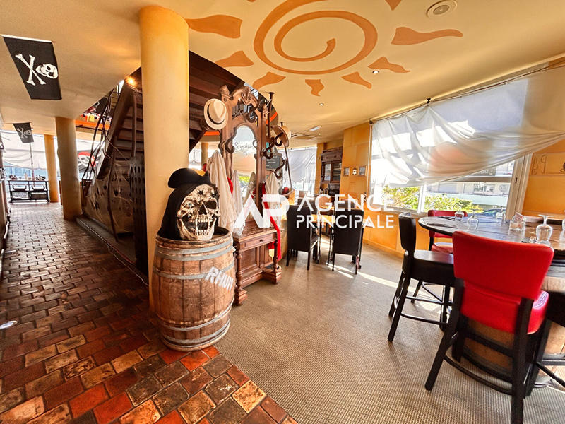 Fonds de commerce - 352 m²