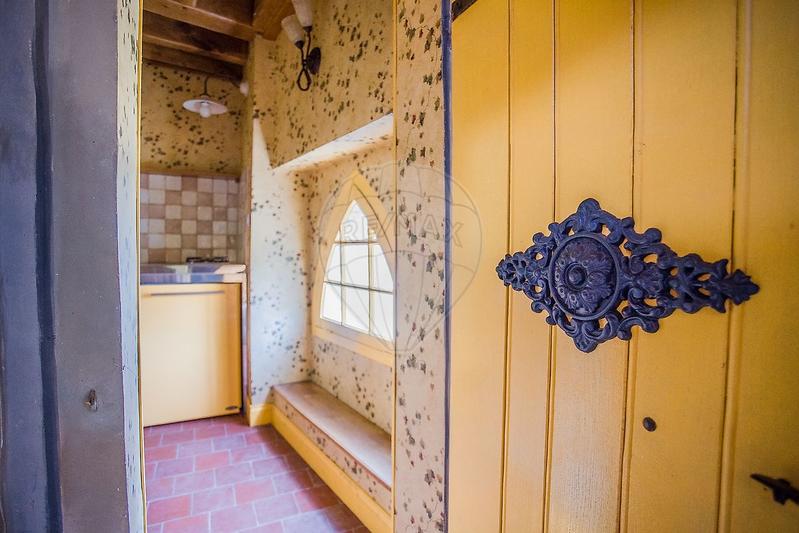 Propriété - 190 m² - 5 pièces