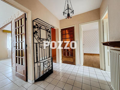 Immeuble - 164 m² - 6 pièces