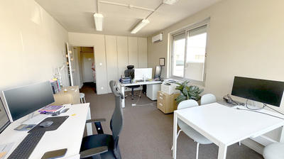 Bureau - 19 m² - 2 pièces