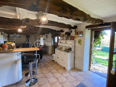 Maison traditionnelle - 157 m² - 5 pièces