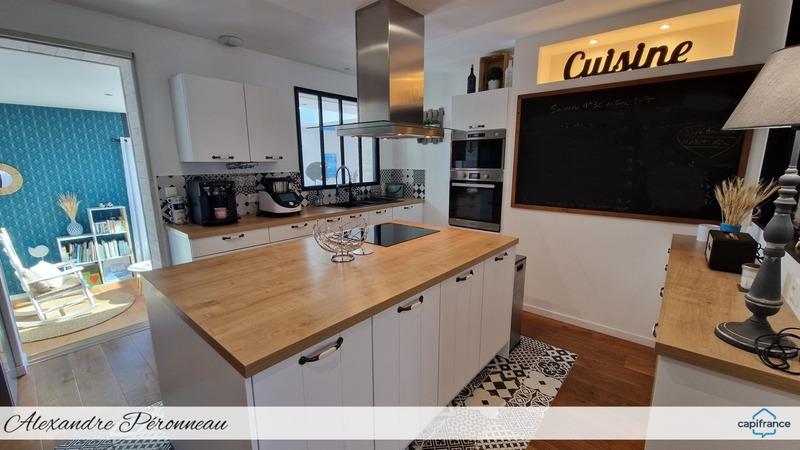 Maison - 175 m² - 8 pièces